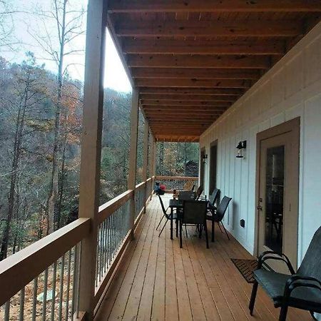 The Grand Tennessean Cabin- Four Bedroom Luxury Cabin In The Mountains 비둘기 포지 외부 사진