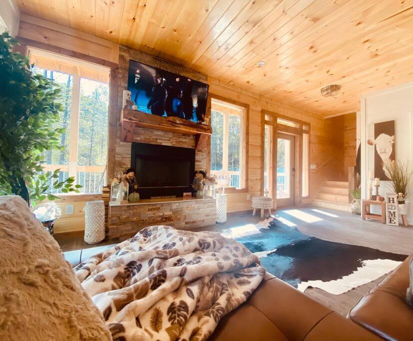 The Grand Tennessean Cabin- Four Bedroom Luxury Cabin In The Mountains 비둘기 포지 외부 사진