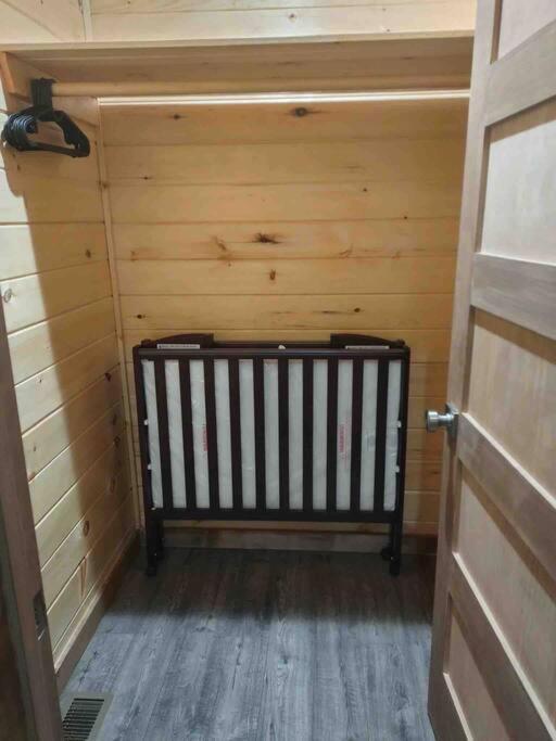 The Grand Tennessean Cabin- Four Bedroom Luxury Cabin In The Mountains 비둘기 포지 외부 사진