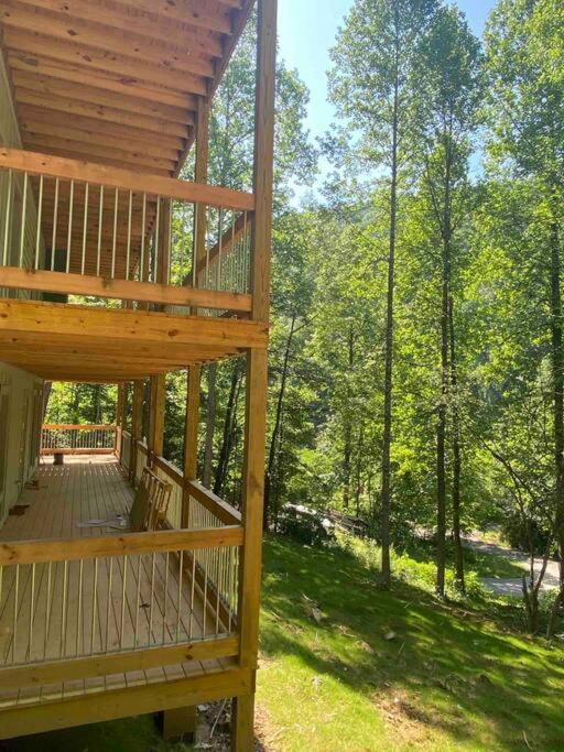 The Grand Tennessean Cabin- Four Bedroom Luxury Cabin In The Mountains 비둘기 포지 외부 사진