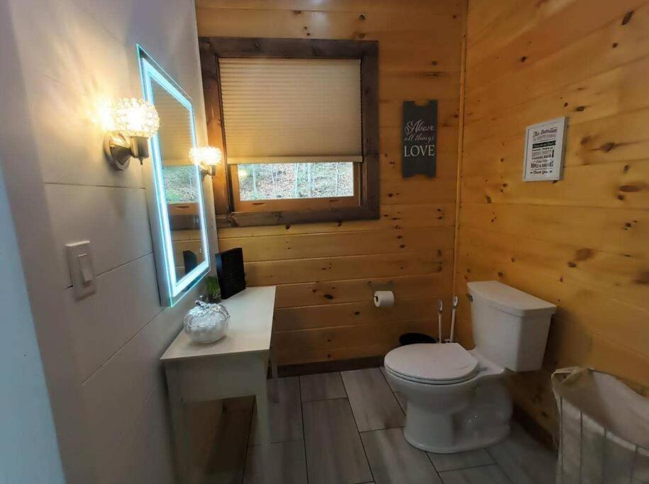 The Grand Tennessean Cabin- Four Bedroom Luxury Cabin In The Mountains 비둘기 포지 외부 사진