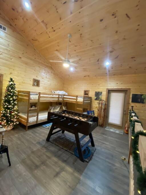 The Grand Tennessean Cabin- Four Bedroom Luxury Cabin In The Mountains 비둘기 포지 외부 사진