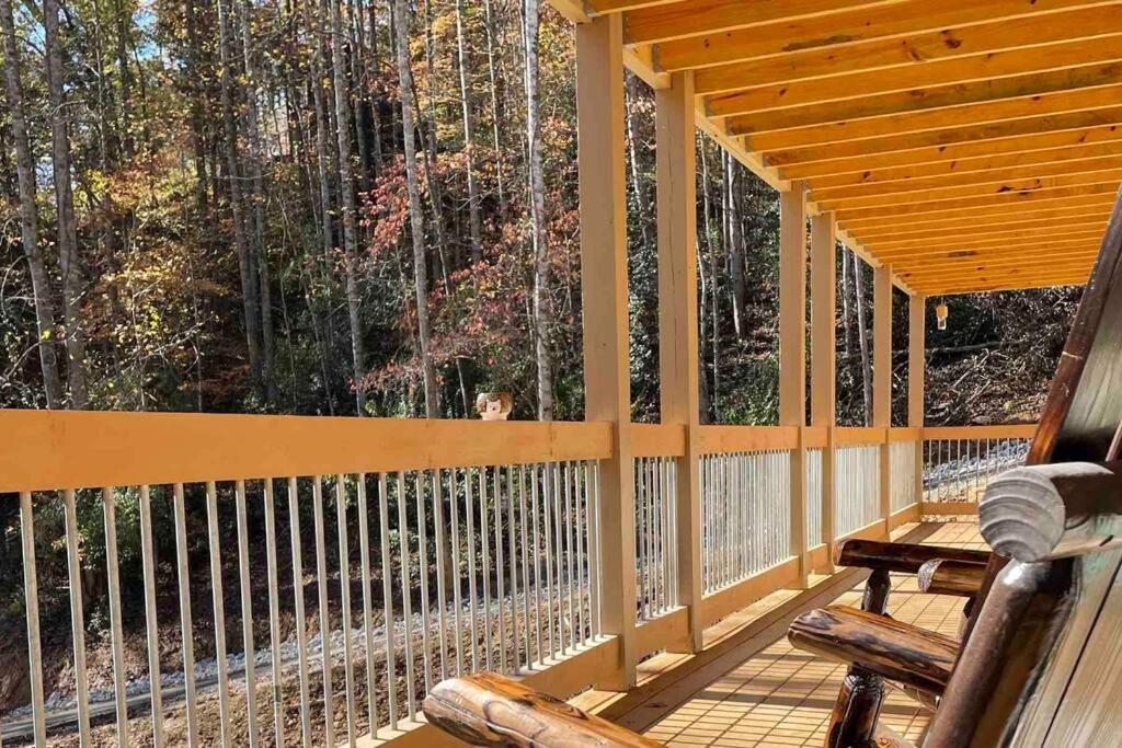The Grand Tennessean Cabin- Four Bedroom Luxury Cabin In The Mountains 비둘기 포지 외부 사진